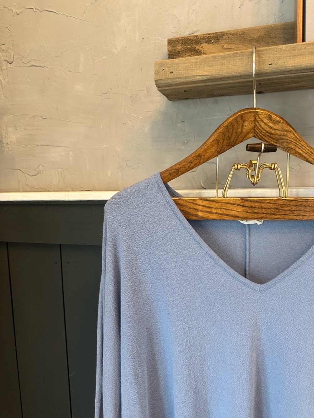 Before You Light Blue Gray V-Neck Knit Top size 3X - Picture 3 of 9
